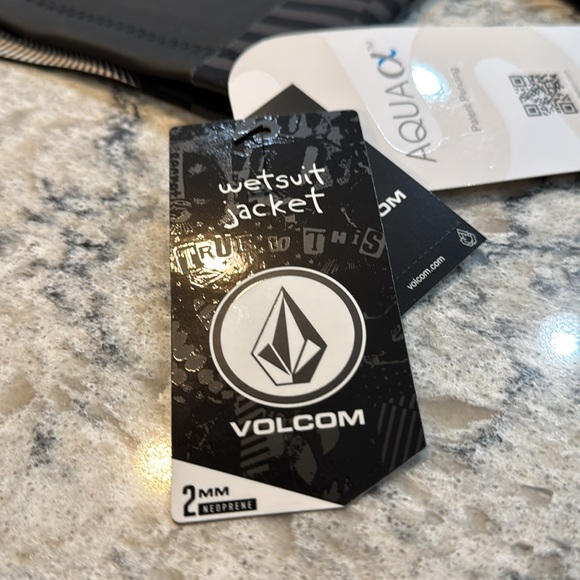Volcom | Swim Deadly Stones Neoprene Wetsuit Jacket in Black Gray Rash-guard XS - Picture 6 of 14